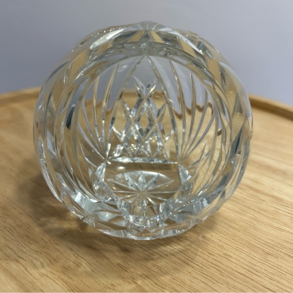 Vintage Cut Glass/Crystal Sphere Orb Round Bowl Cigar/Cigarette Ashtray Bowl - Picture 1 of 6
